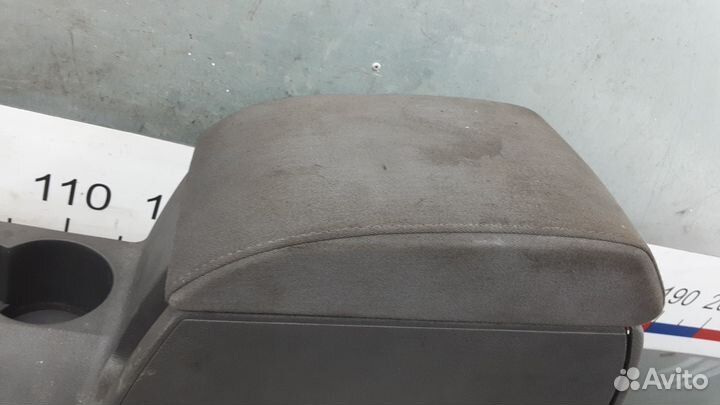 Подлокотник Volkswagen Touran I (2003–2010)