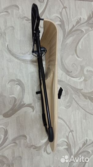 Шезлонг для новорожденных