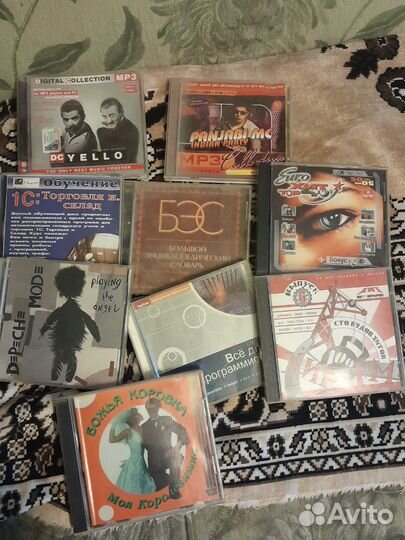 Dvd/SD диски музыка/обучерие/фильмы