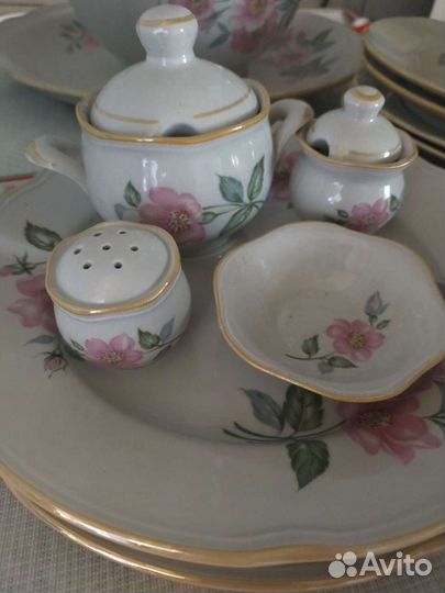 Сервиз столовый