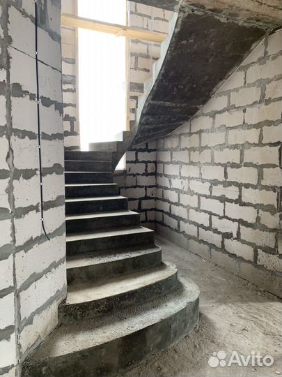 Изготовление монолитных лестниц