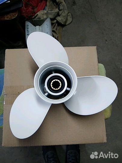 Винт гребной на лодочный мотор Yamaha 11 1/4 14G
