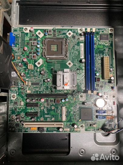 Материнская плата с процессором