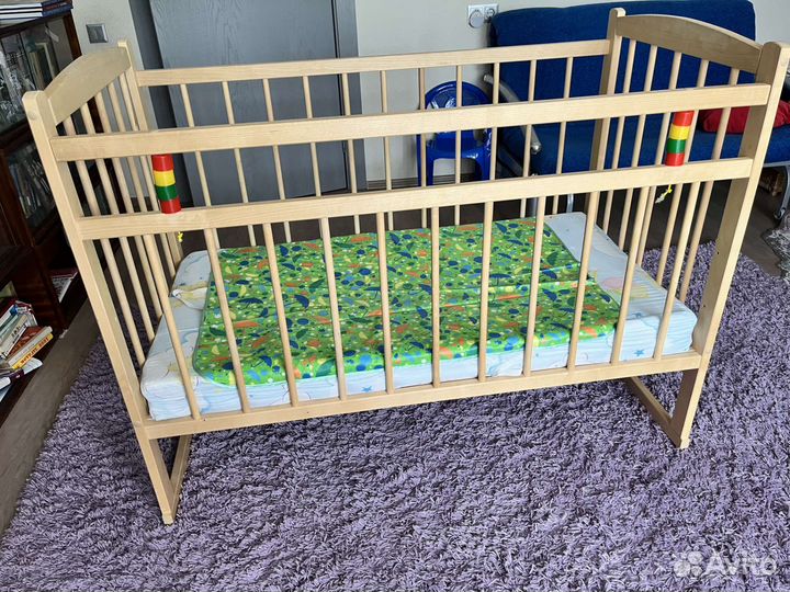 Детская кроватка