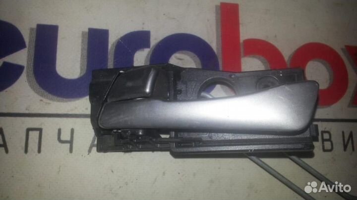 Замок двери задней левой Hyundai Solaris 2010