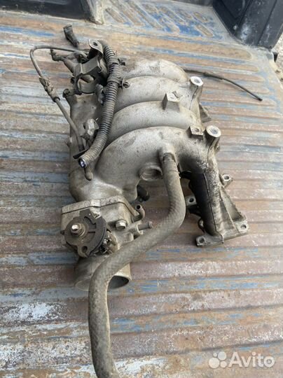 Впускной коллектор и дроссель hyundai accent 1.6