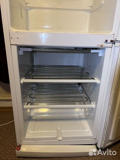 Холодильник general frost