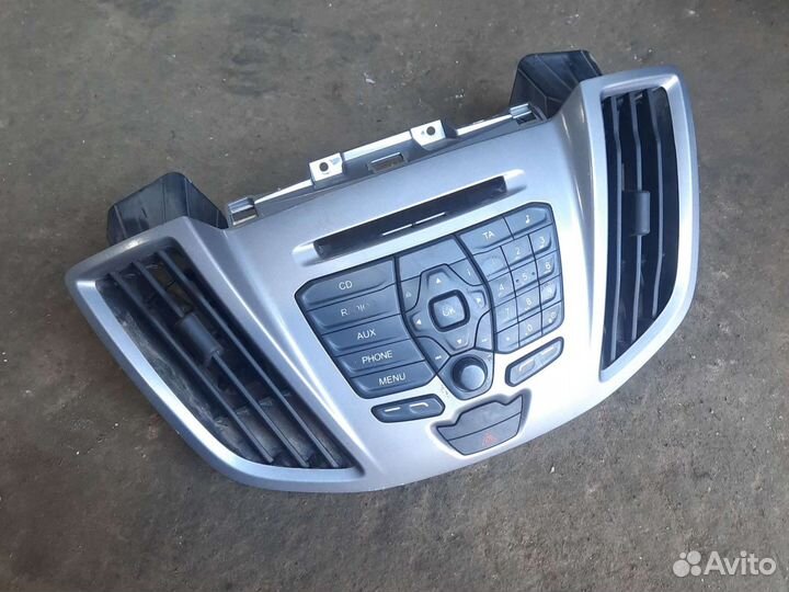 Радио панель на Ford Transit 15-21год