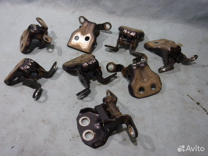 Петля двери левая правая Ford Fusion / Форд Фьюжен