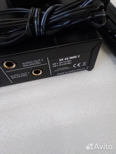 Радиомикрофон AKG wms40 mini dual