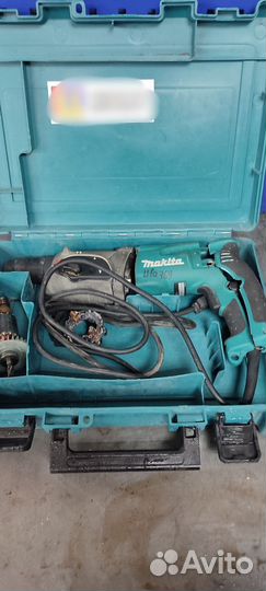 Перфоратор Makita HR2470