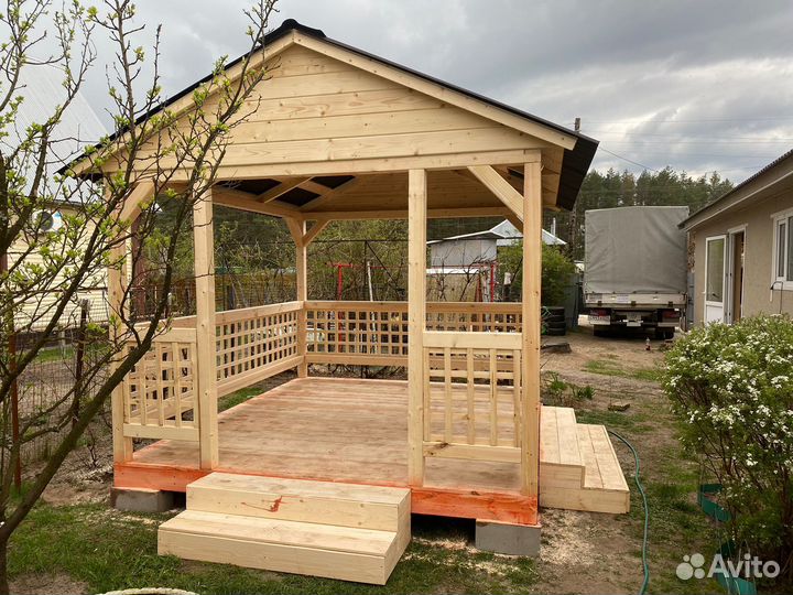Беседка. Натуральное дерево. Доставка