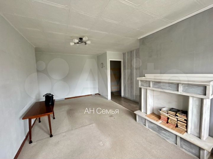 3-к. квартира, 55 м², 2/4 эт.