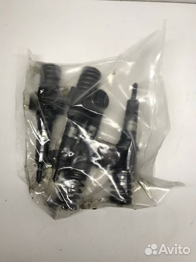 Форсунка топливная Audi A6 4F/C6 2006 0414720404