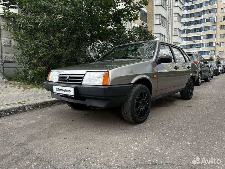 ВАЗ 21099 1.5 МТ, 2000, 370 533 км