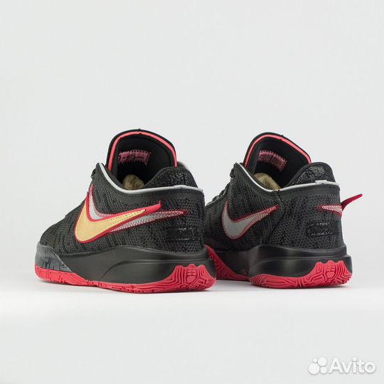 Кроссовки Nike LeBron 20