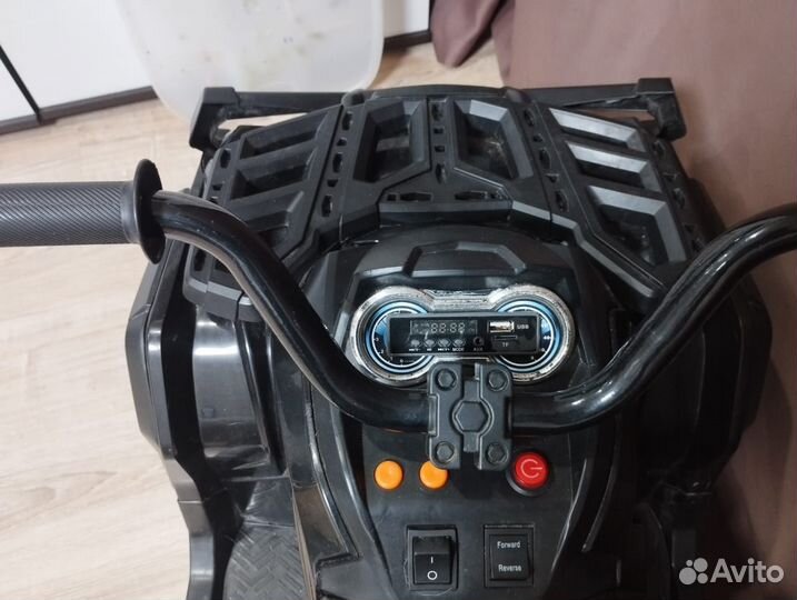 Квадроцикл детский электрический бу