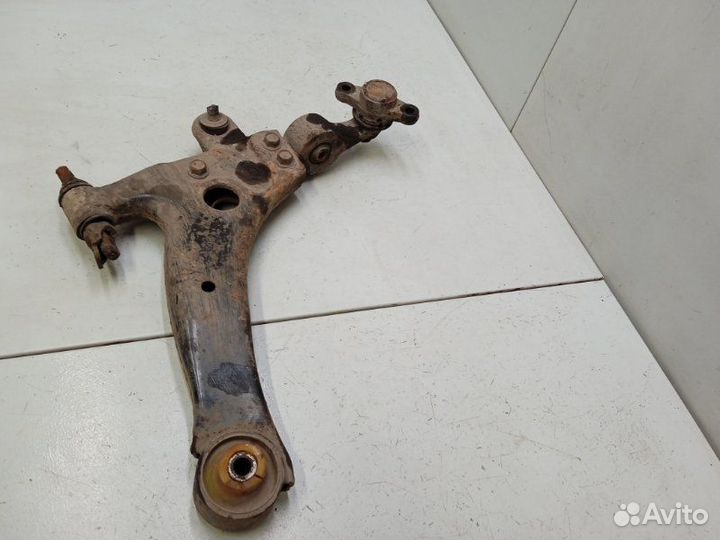 Рычаг передний правый нижний Kia Optima GD 2.4