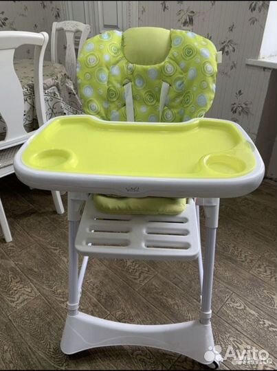 Стол для кормление