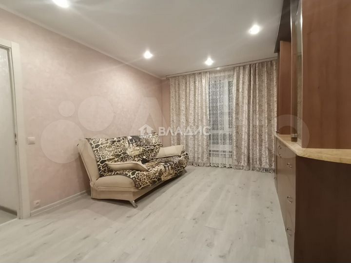 2-к. квартира, 47 м², 3/3 эт.