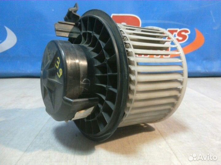 Моторчик печки отопителя Nissan Tiida C11 1.6