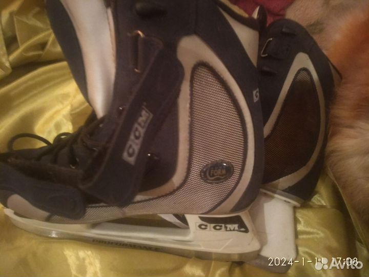 Коньки хоккейные, ссм