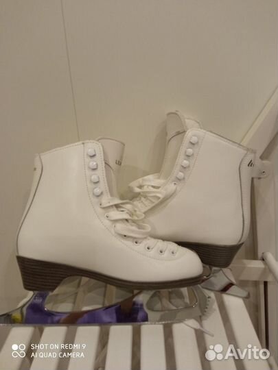 Коньки фигурные