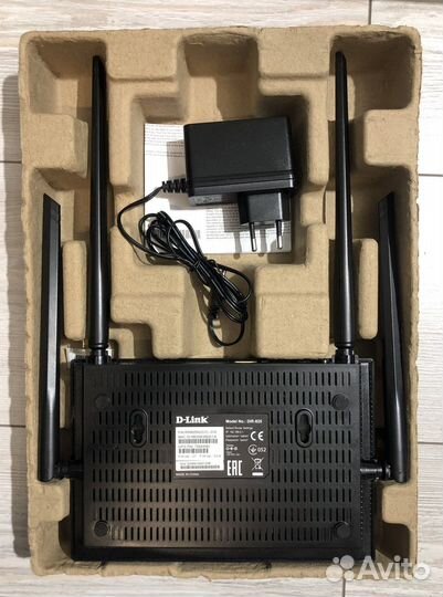 Wi-Fi роутер D-Link DIR-825/RU/R, AC1200, черный