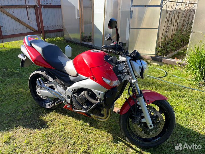 Мотоцикл Suzuki