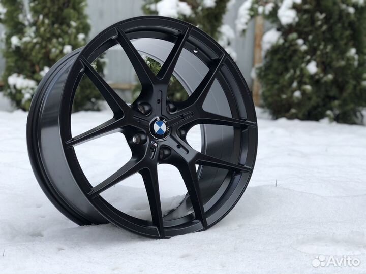 R19 Tracmax X-Privilo TX3 245/40, PCD 5x120 DIA 72.6