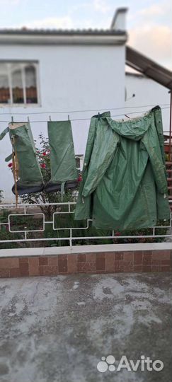 Плащ и сапоги рыбака, охотника, пастуха