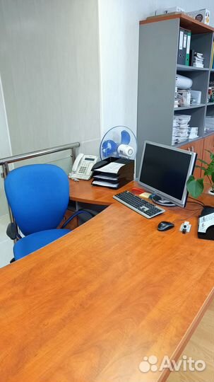 Менеджер в офис