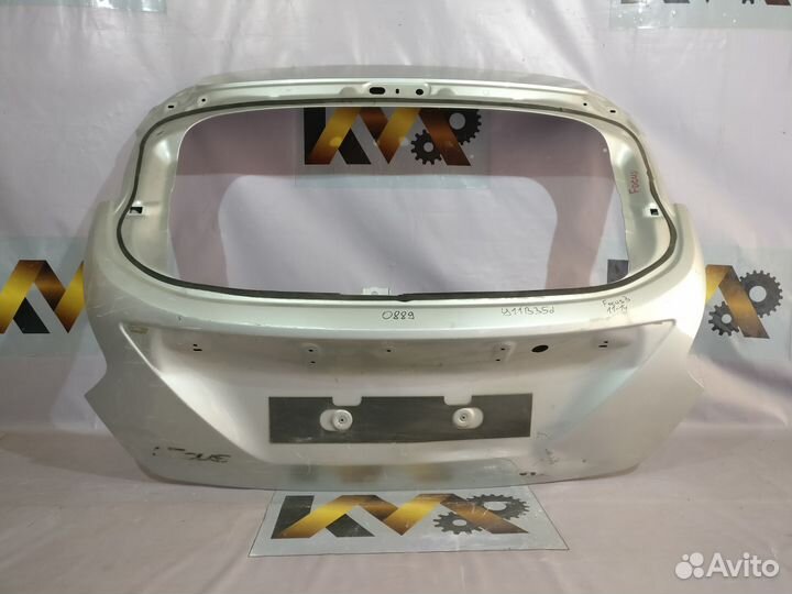 Ford Focus 3 Крышка багажника Хэч 0889