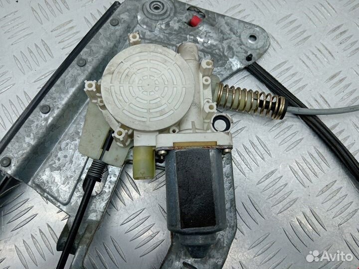 Стеклоподъемник для BMW 5-Series (E39)