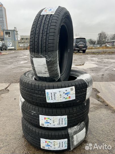 Vittos VSH10 Expedite 215/65 R17 99T