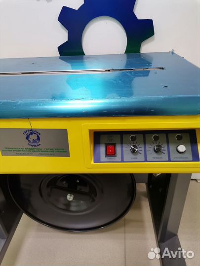 Стреппинг машина. Упаковка стреппинг лентой