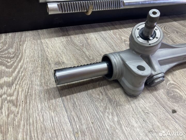 Toyota RAV4 (30) рулевая рейка