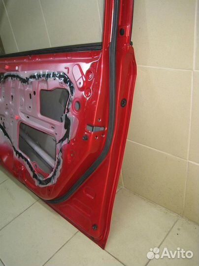 Дверь передняя правая Toyota Auris E18 2015