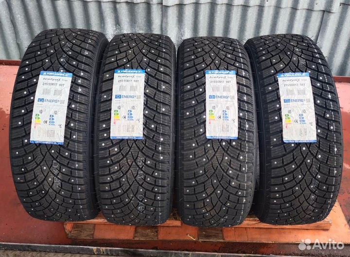 Triangle IcelynX TI501 215/55 R17 95T