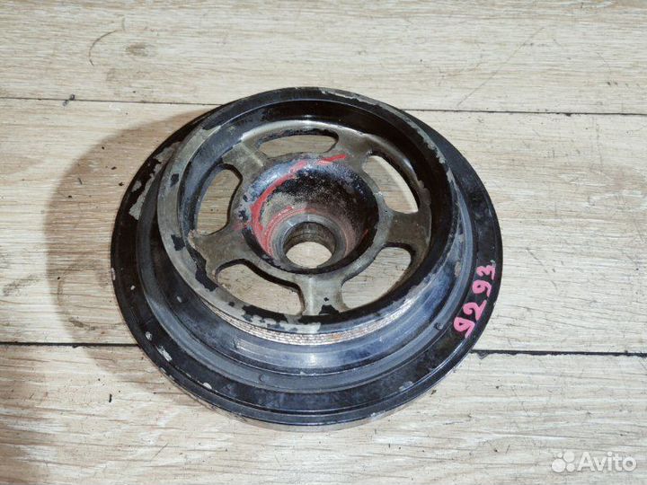 Шкив коленвала A6110300303 Mercedes-Benz C-Class