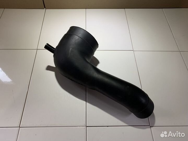 Патрубок турбины Mitsubishi Fuso 4D34T Оригинал