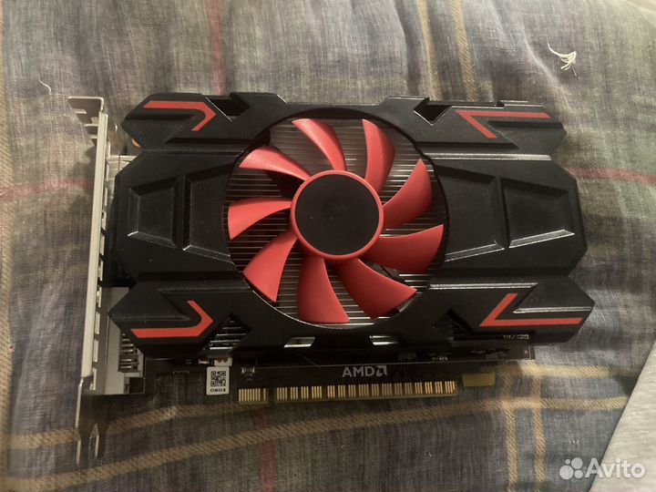 Видеокарта AMD Radeon HD 7670 4GB