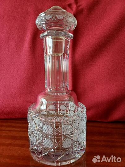 Графин хрустальный