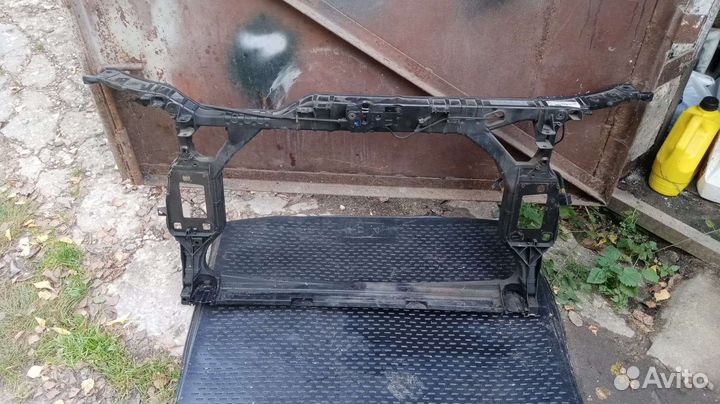 Передняя панель Audi A4 B8