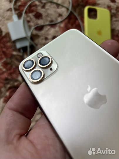 iPhone 11 Pro, 64 ГБ