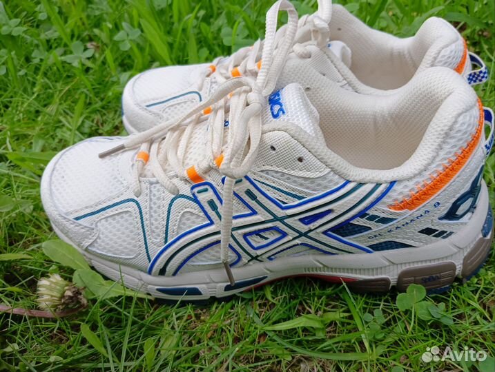 Кроссовки asics