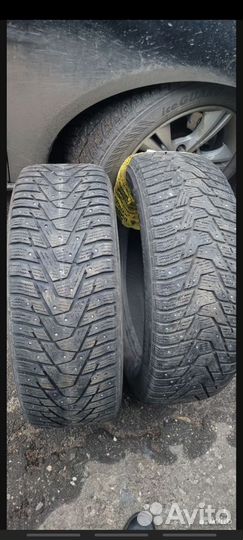 Hankook Winter I'Pike 215/60 R16