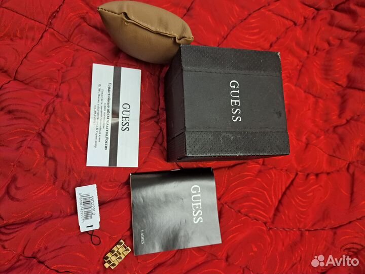 Guess коробка