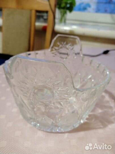 Хрустальная ваза