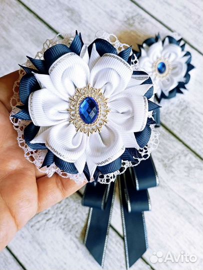 Школьные бантики ручной работы